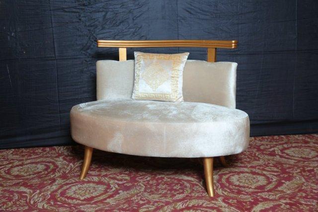 Silver Luster Round Wooden Sofa Chair with cushion